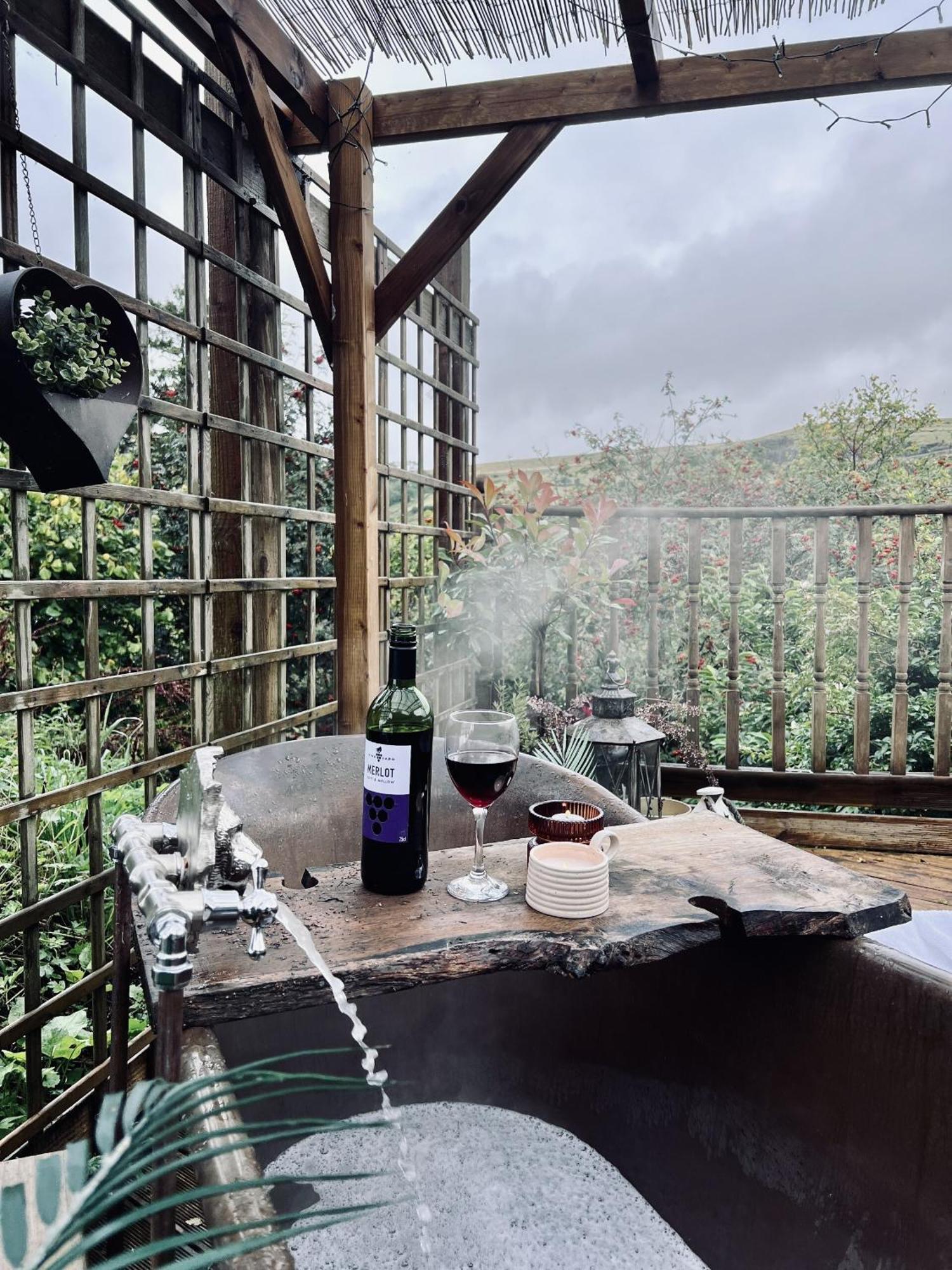 Вилла 1 - Ein Trysor Cudd - Outdoor Bathtub - Incredible Views Pont Sticill Экстерьер фото